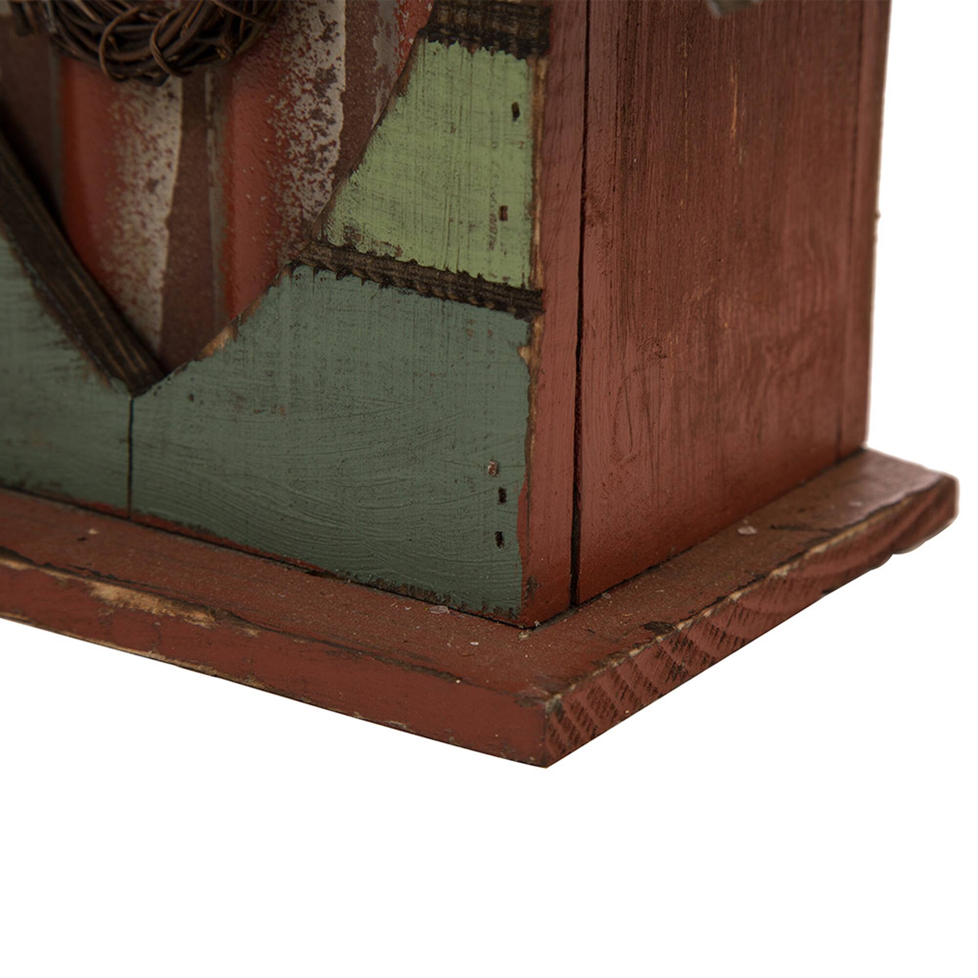 Glitzhome® Distressed Wood Heart Garden Bird House